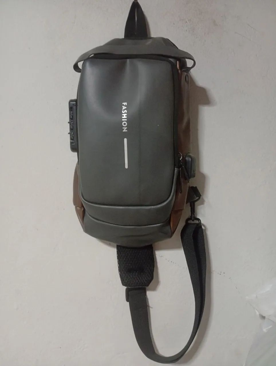 Vendo essa bolsinha pra busca nova 