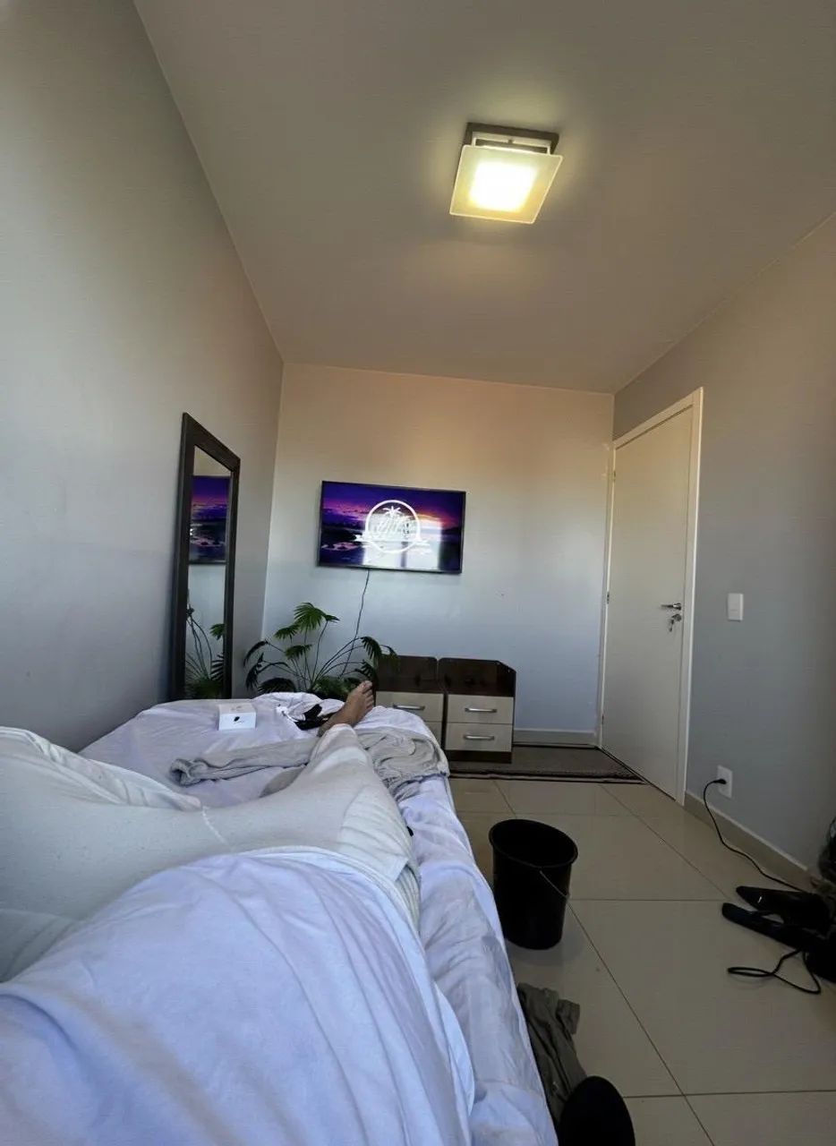 VENDO TV SAMRT N CAIX A 