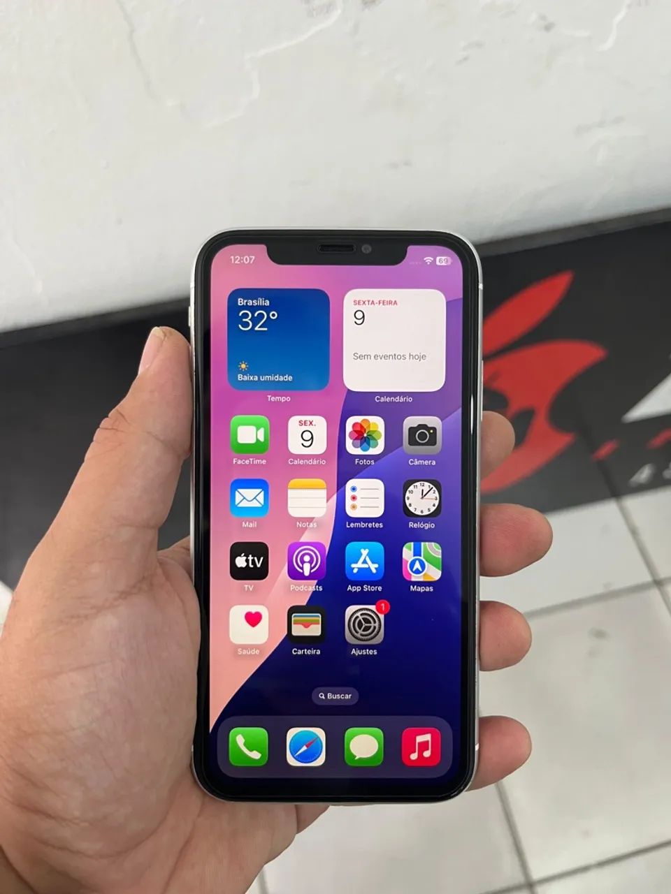 iPhone XR 