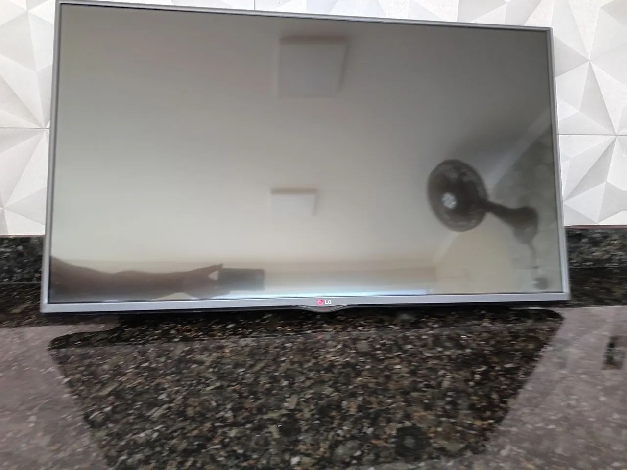 Tv LG 42 polegadas modelo 42LB6200 
