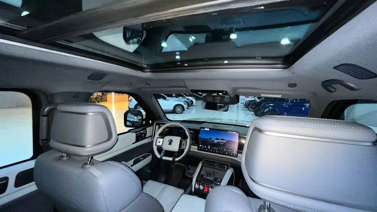 Denza B5 4WD, foto 10 de 20