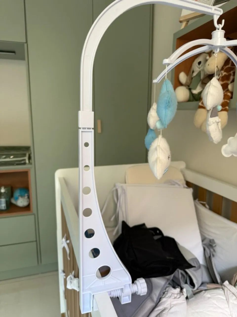 Mobile Giratório para berço Bebe Nuvem Azul - Foto 4