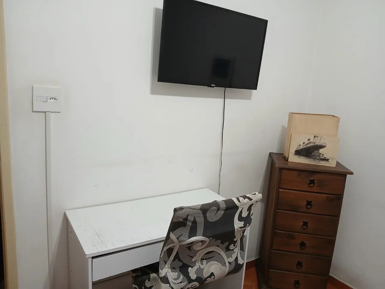 Alugo quarto apenas mulheres  - Foto 5