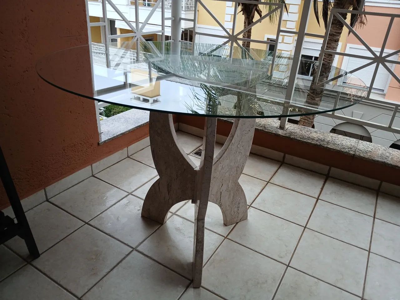 Mesa tampo de vidro