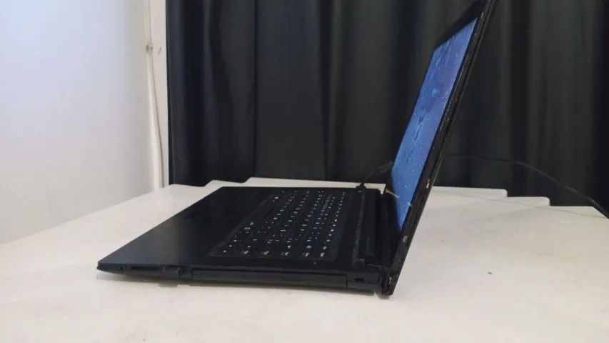 Notebook Lenovo Core i5 4GB Windows 10 - Foto 4