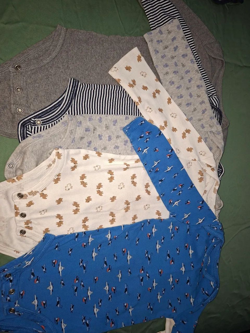 Kit carters 18m