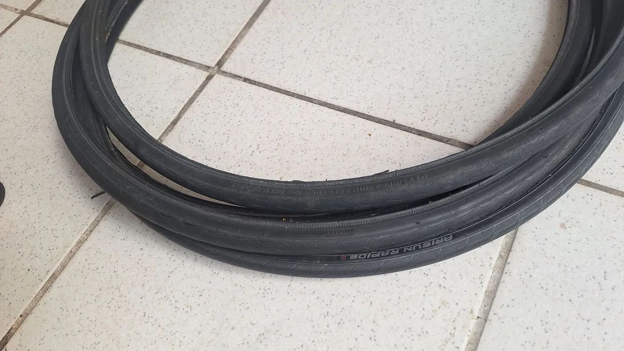 04 pneus R$ 100 aro 700 - Foto 2