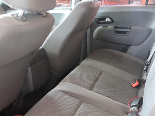 Volkswagen Amarok TRENDLINE CD 2.0 TDI 4X4 DIES AUT Automatico - Foto 11