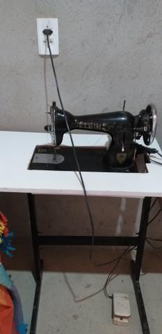 Máquina de costura