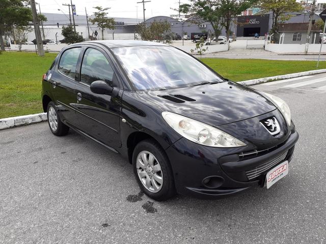 Peugeot 207 - Foto 3