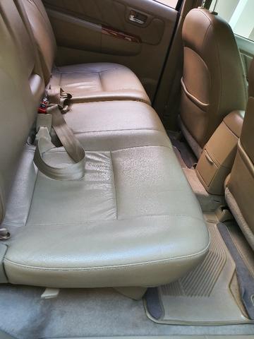 Toyota Hilux SW4 - 4x4 - 7 Lugares - Diesel - Aceita troca - Foto 11