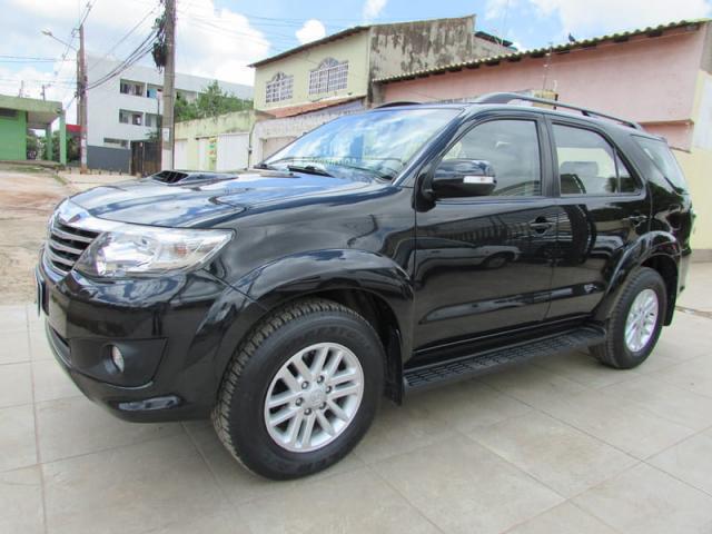 TOYOTA HILUX SW4 3.0 SRV 4X4 16V TURBO INTERCOOLER DIESEL 4P AUT