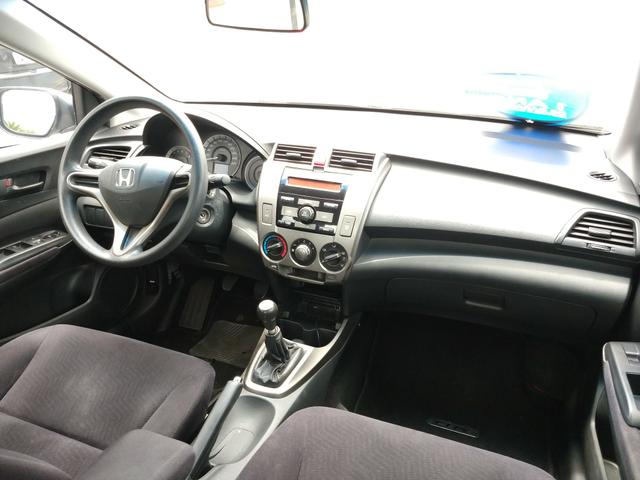 Honda City LX 1.5 manual 2013 - Foto 7