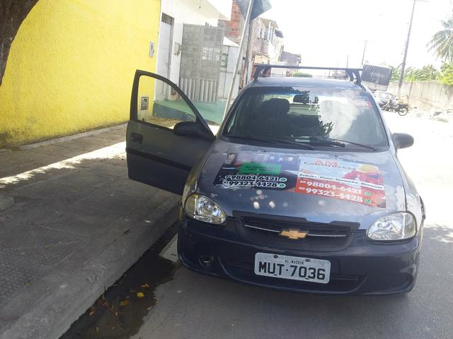 Vendo ou troco por moto ou vectra. WhatsApp *