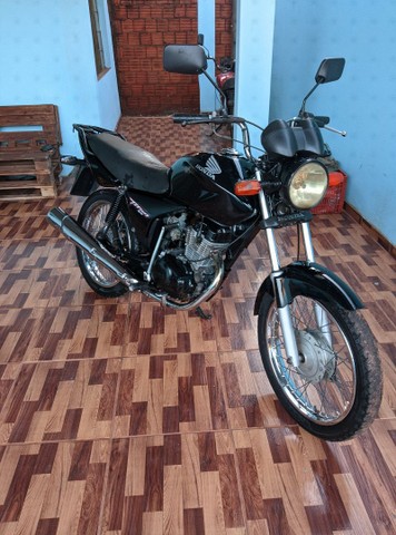 TITAN 150 2004 KS TODA ORIGINAL.