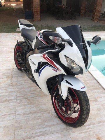 HONDA CBR FIREBLADE 1000RR 2008