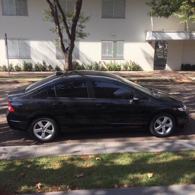 HONDA CIVIC LXS AUT.