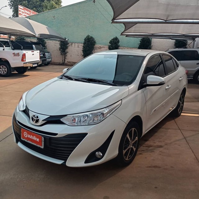TOYOTA YARIS 1.5 XL FLEX AUTOMÁTICO 2019