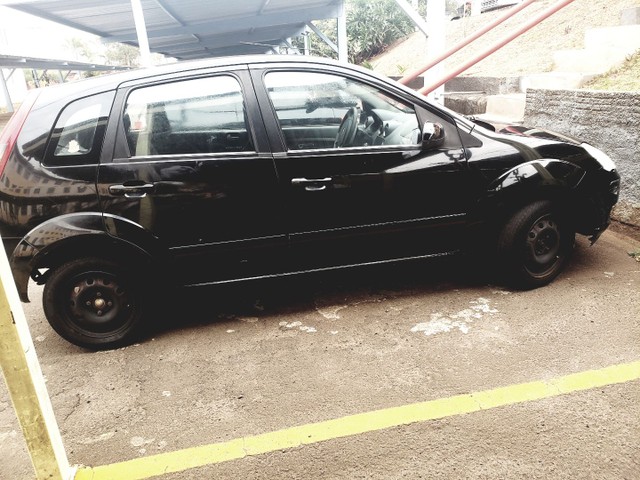 CARRO FIESTA 2006 , COMPLETO