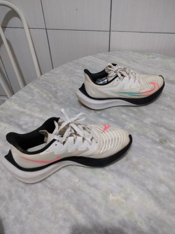 tenis nike zoom gravity 2