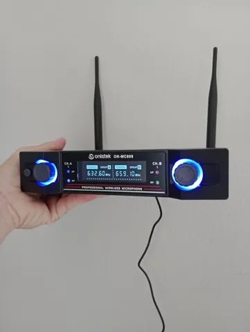Microfone Sem Fio Profissional MC809 OnisTek - Duplo Canal UHF com Visor Digital - Foto 3