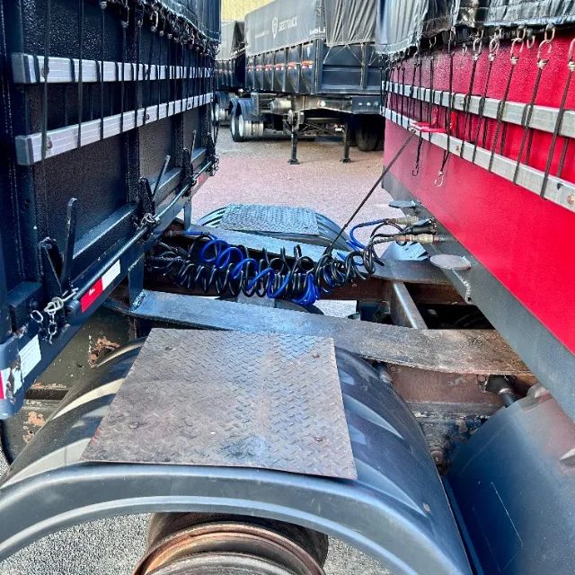 Carreta Bitrem Graneleiro 7.10x7,10 2001 - Foto 6