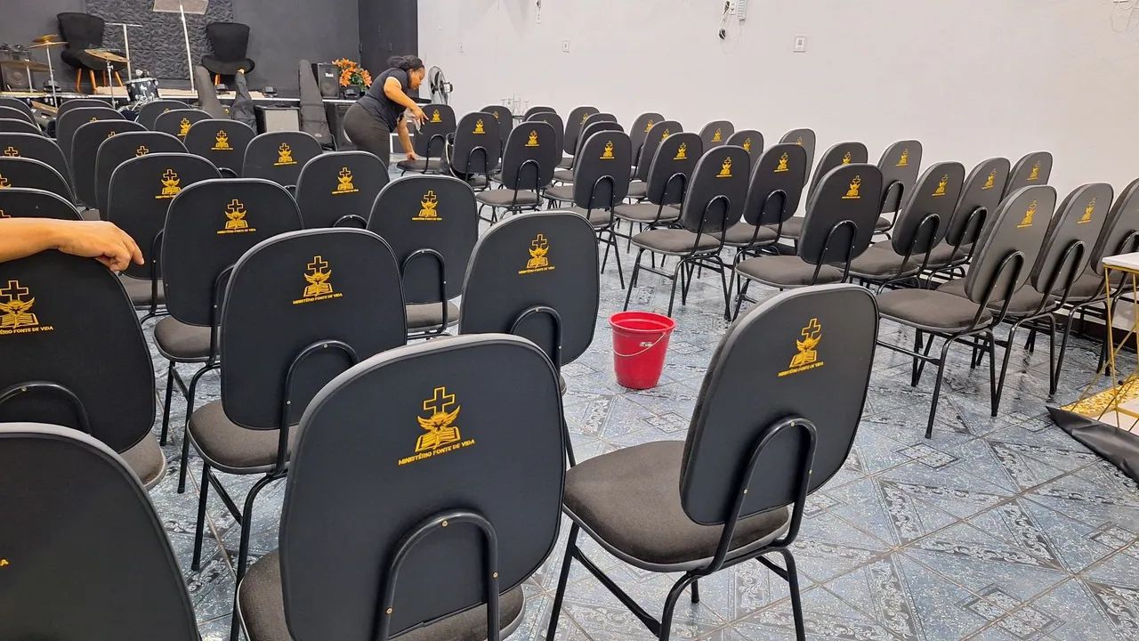 Cadeiras para igreja - Foto 3