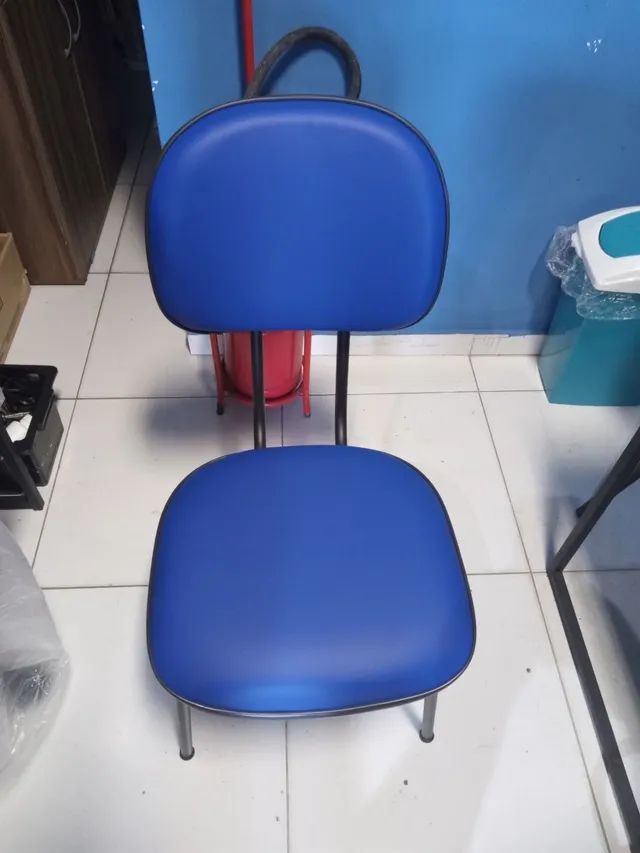 Cadeira fixa escritório em Corino  - Foto 2