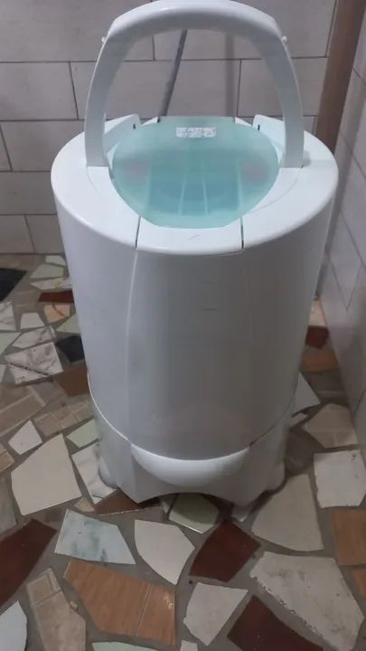 VENDO CENTRÍFUGA DE ROUPAS 
