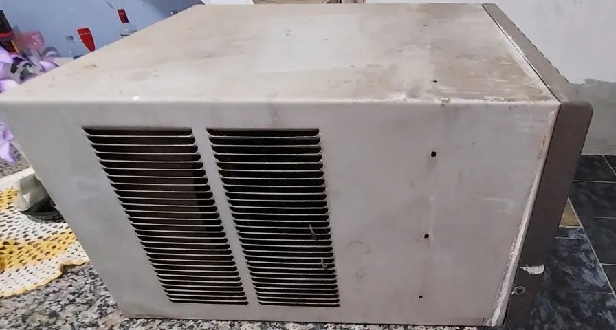 Ar-condicionado springer 9.000 btus,220volts. Usado - Foto 3