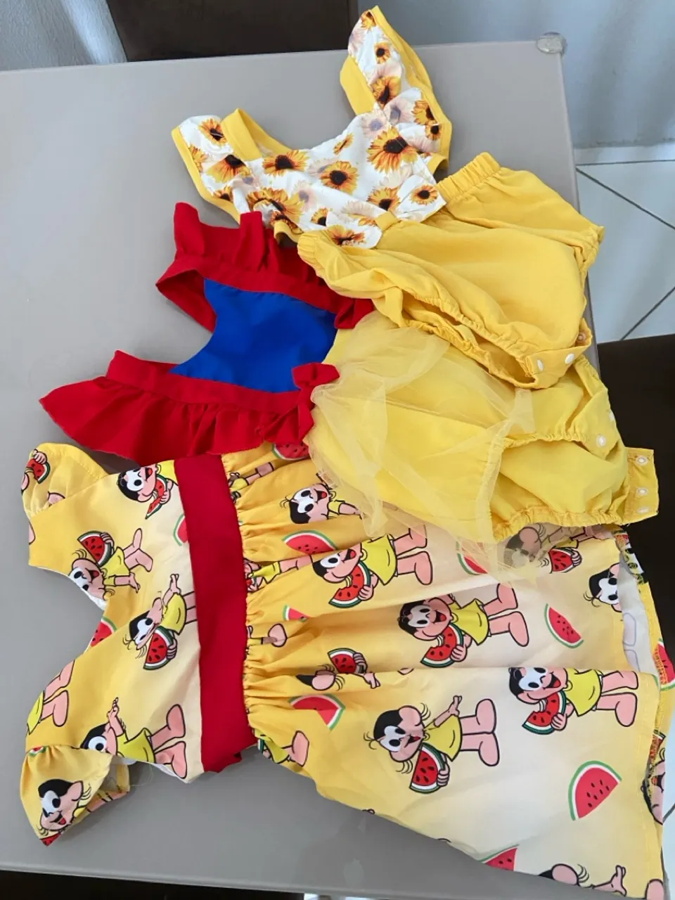 Roupas temáticas para bebês