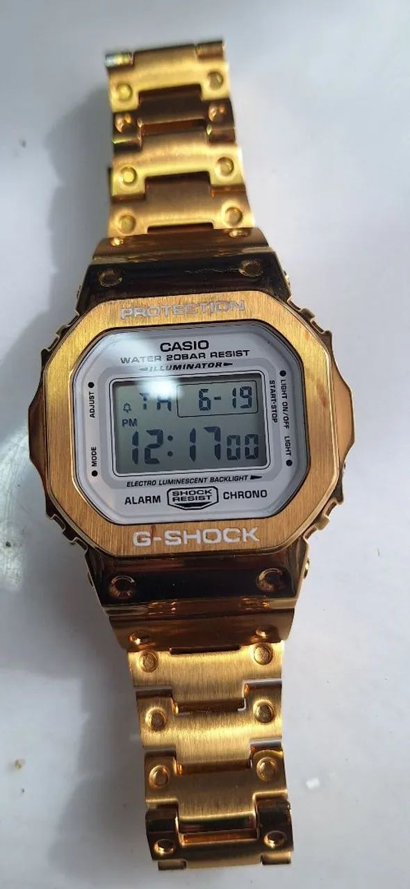 G-Shock DW-5600 com kit dourado - Acessórios - Umuarama, Itanhaém