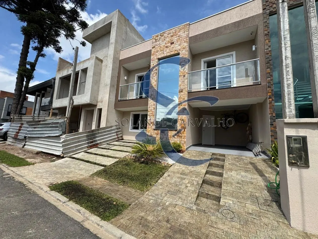 SOBRADO EM CONDOMÍNIO FECHADO NO UMBARÁ