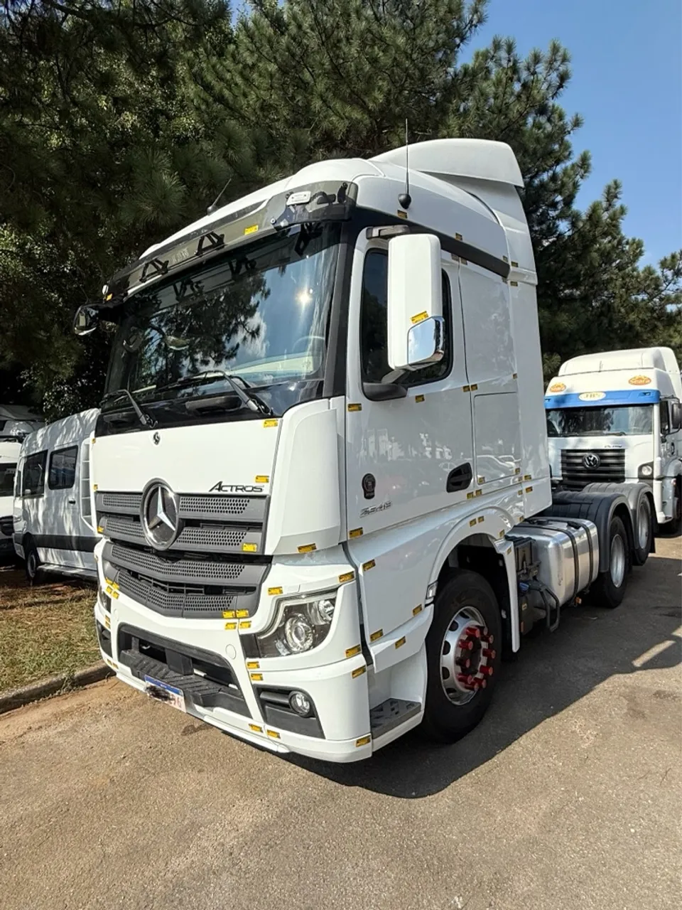 Mercedes-Benz Actros - 2548 - LS - Potência e Confiabilidade