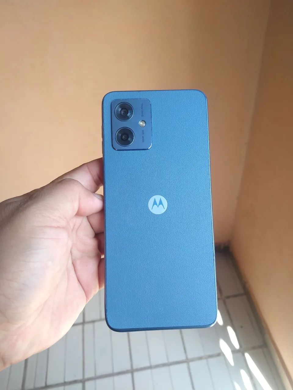 Moto g54, 256 g por 300 reais. Tela perfeita. - Foto 4