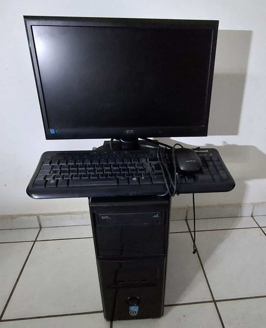 Computador Completo com Monitor e Caixas de Som - Foto 3