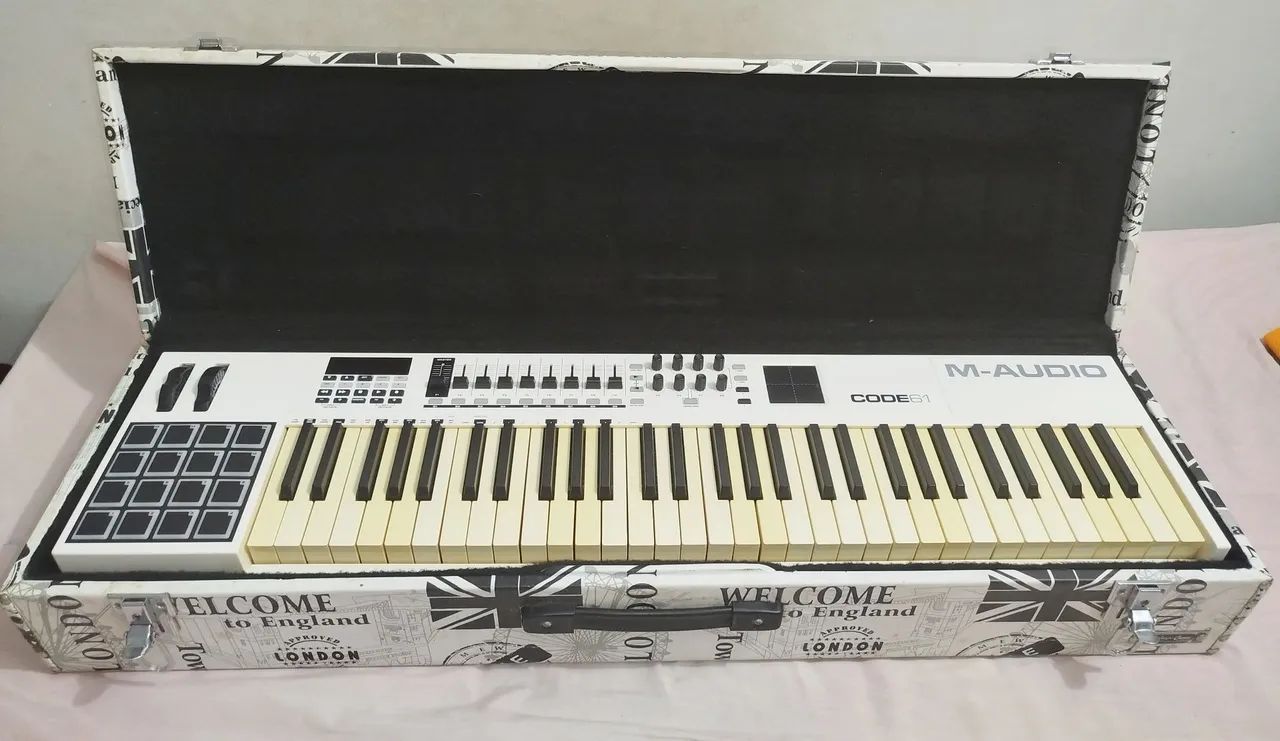 Teclado Controlador MIDI M-Audio Code 61 - Foto 3