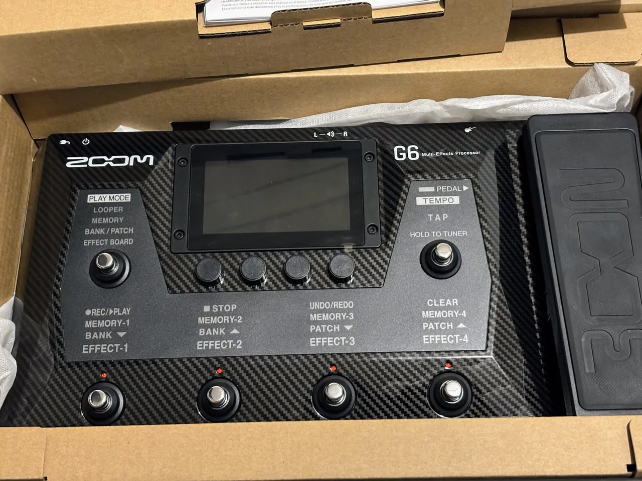 Pedaleira Zoom G6 Multi-Effects