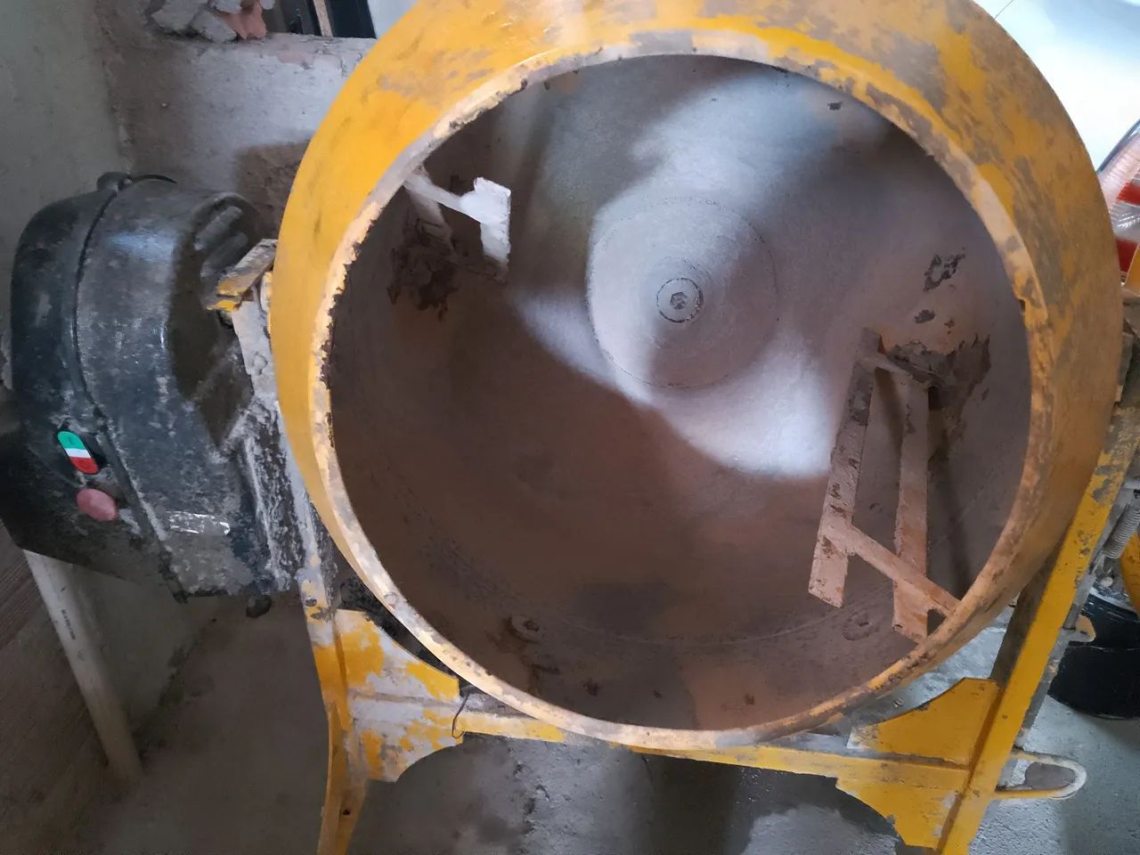 Betoneira para Obras 150L - Foto 5