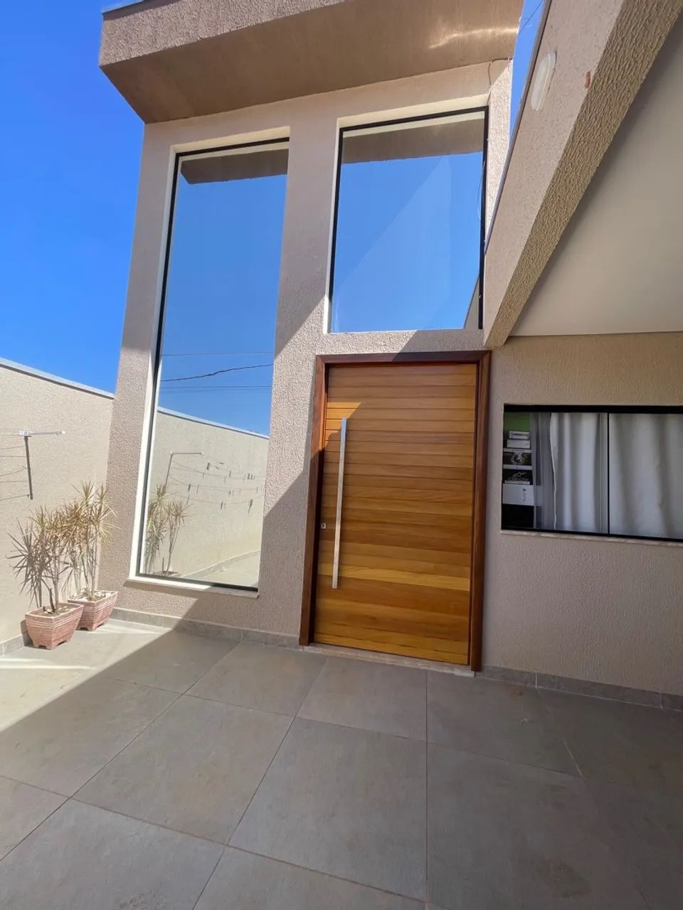 Porta em madeira maciça - Sob medida  - Foto 5