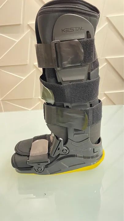 Bota Ortopédica Kestal - Tamanho M - Foto 3