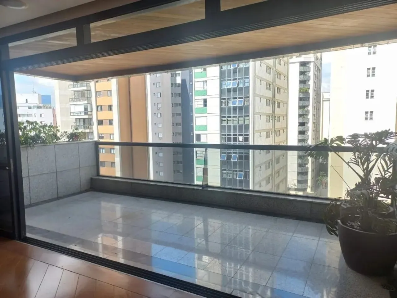 Aluguel - APARTAMENTO - LOURDES Belo Horizonte MG