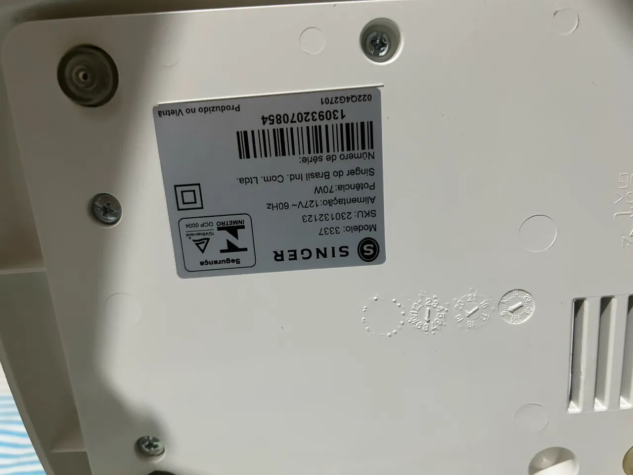 Máquina reta singer64842115867905120