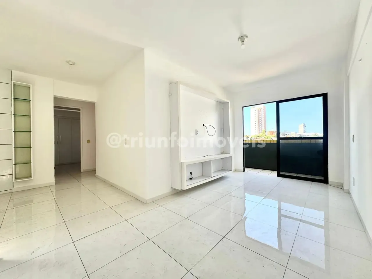 Apartamento com 3 quartos no Luciano Cavalcante TR195296 FOR -1RCETB6