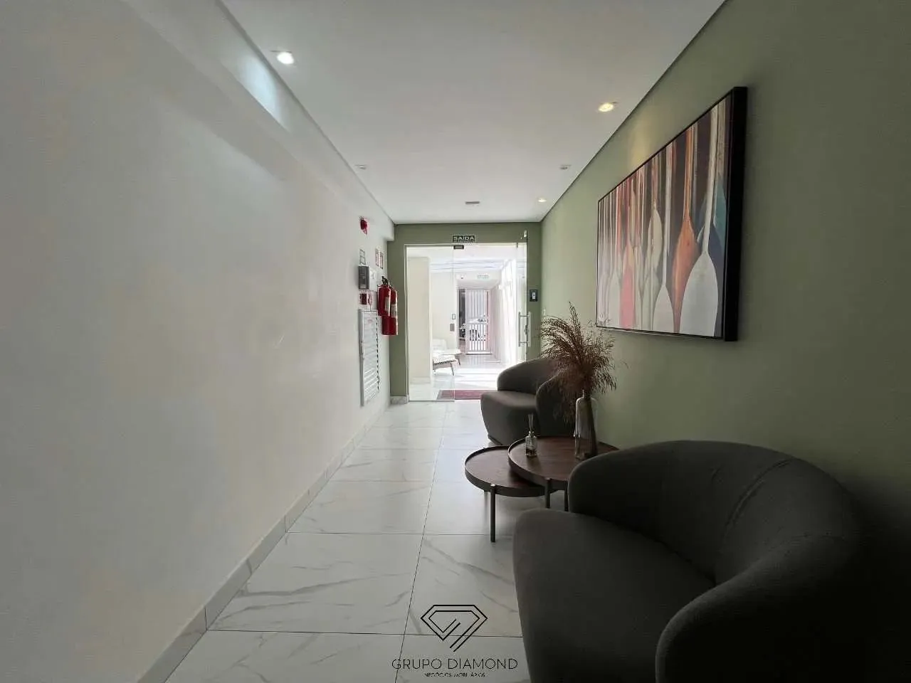 Apartamento à Venda ou Locação em Praia Grande-SP, Bairro Caiçara: 2 Quartos, 1 Sala, 1 Ba