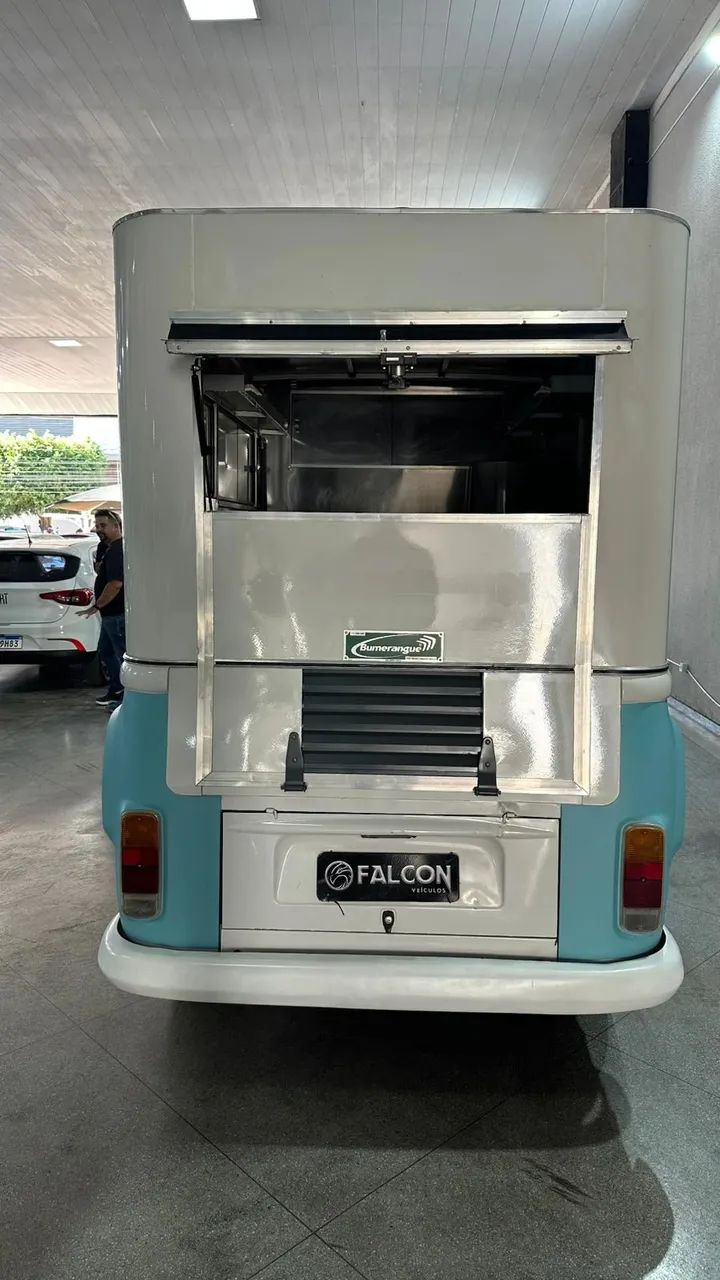 Volkswagen Kombi Escolar 1.6 Mpi - Foto 3