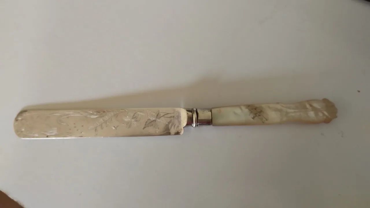 Faca de sobremesa vintage com banho de prata 