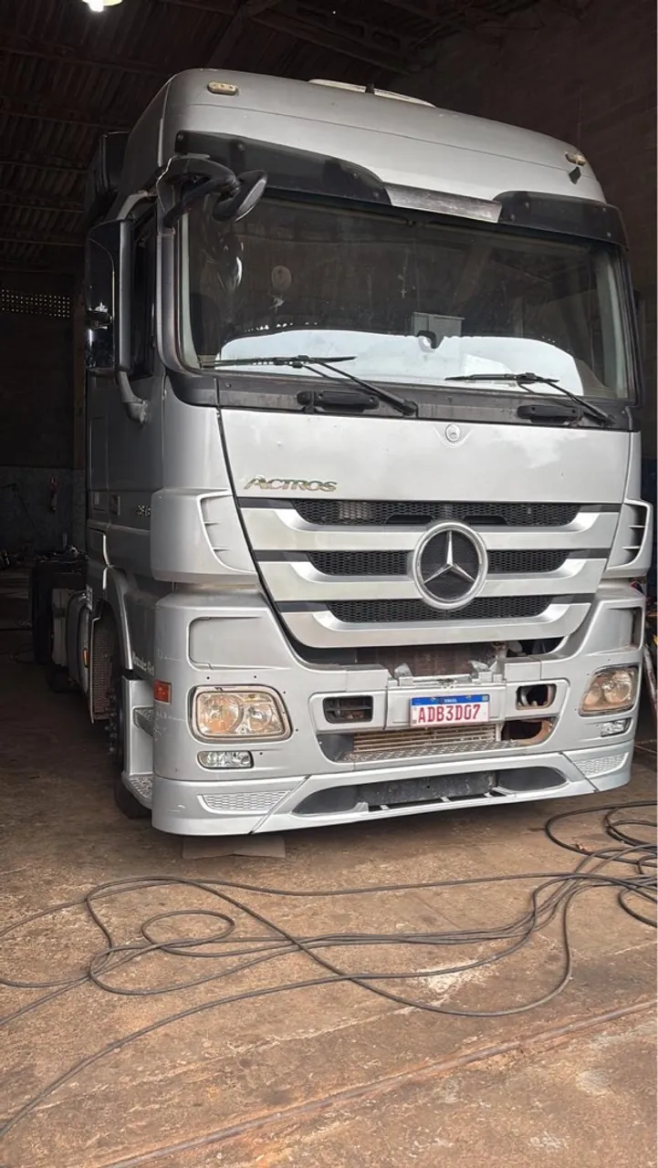 Cavalo Mercedes Automático