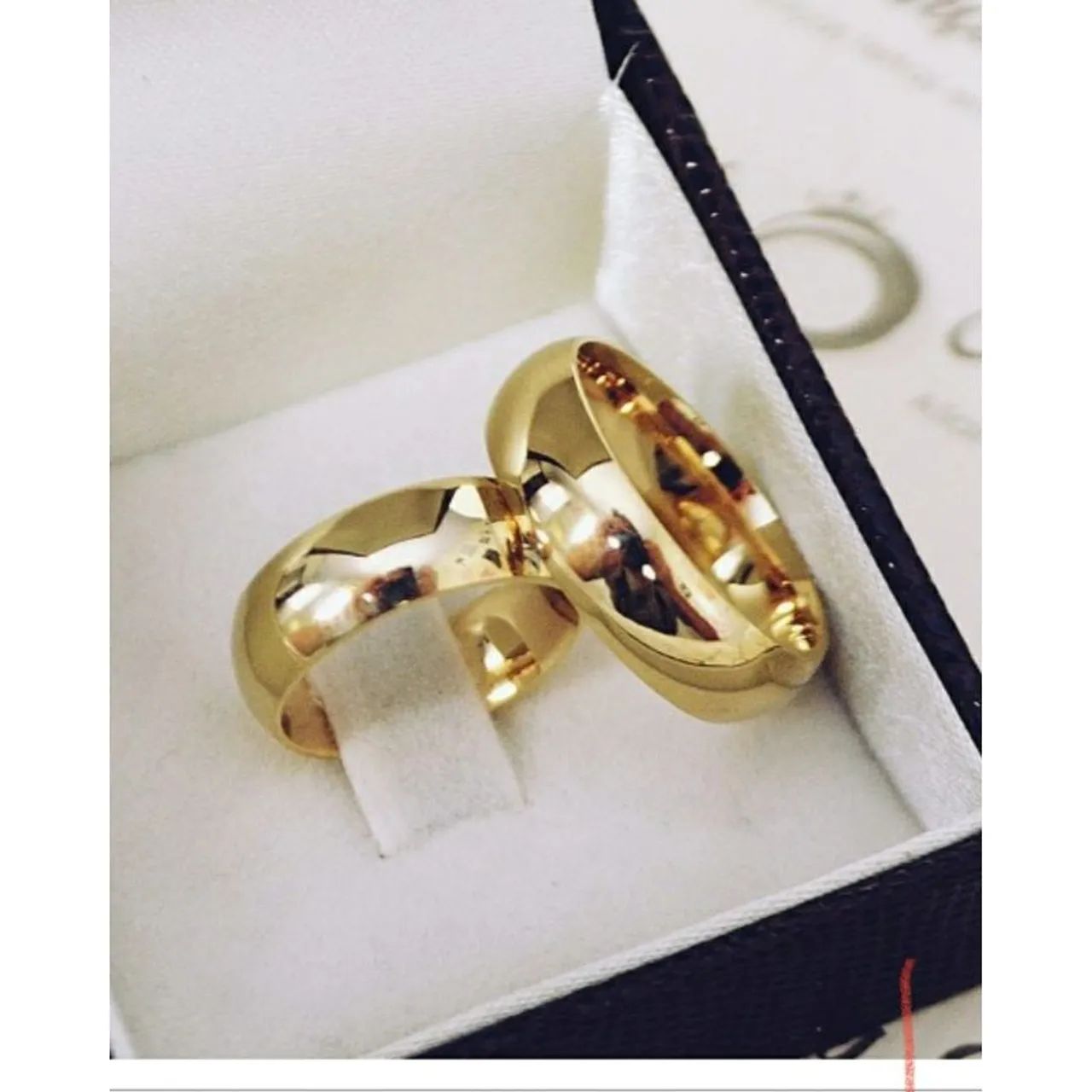 Par de Alianças de Moedas Antigas na Caixinha de Veludo de Brinde 70 reais.