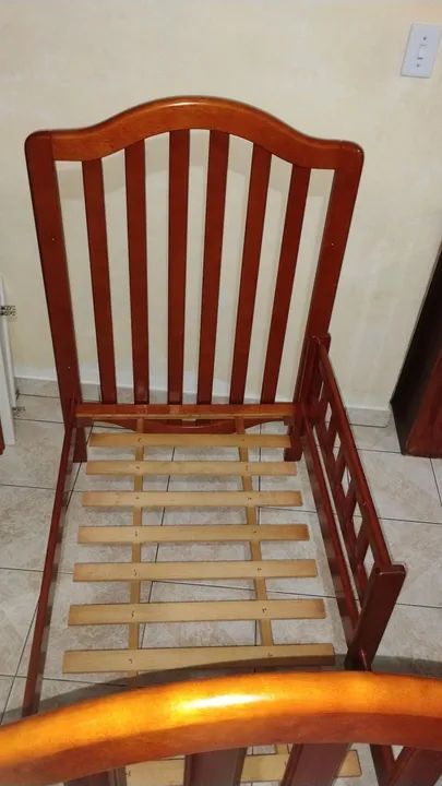 BERÇO DE MADEIRA MACIÇA MOGNO PARA BEBÊ - Foto 5